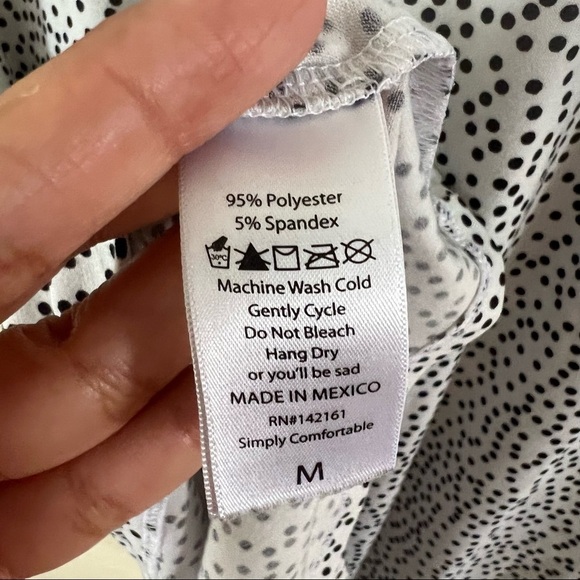 Short sleeve tunic top Size Medium - Picture 6 of 6